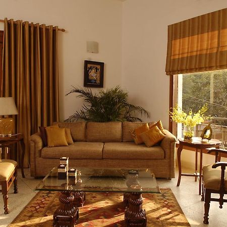 Thikana Delhi Ню Делхи Екстериор снимка