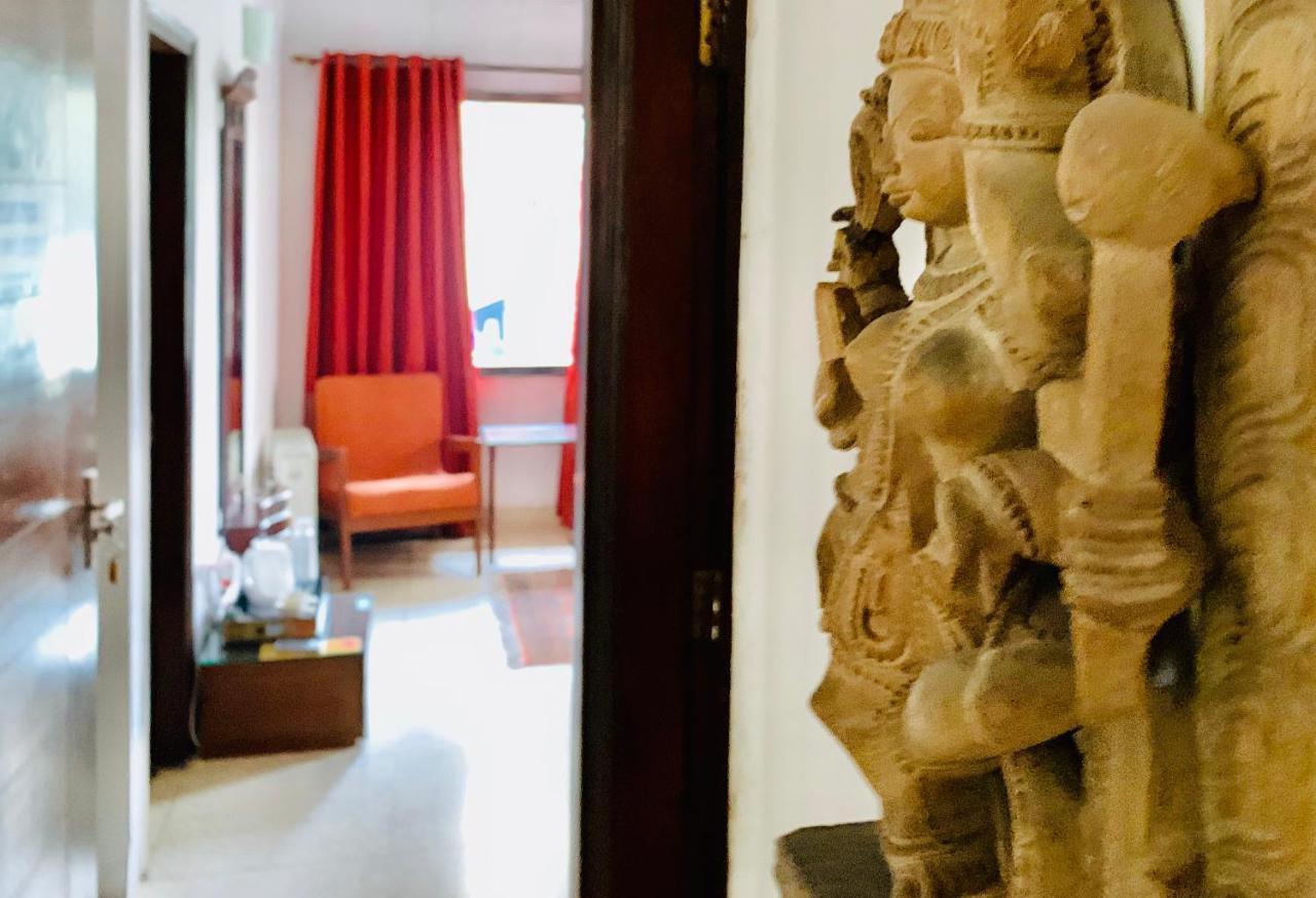 Thikana Delhi Ню Делхи Екстериор снимка