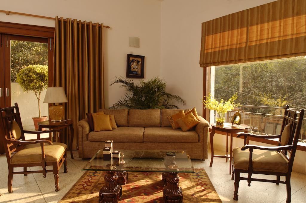 Thikana Delhi Ню Делхи Екстериор снимка